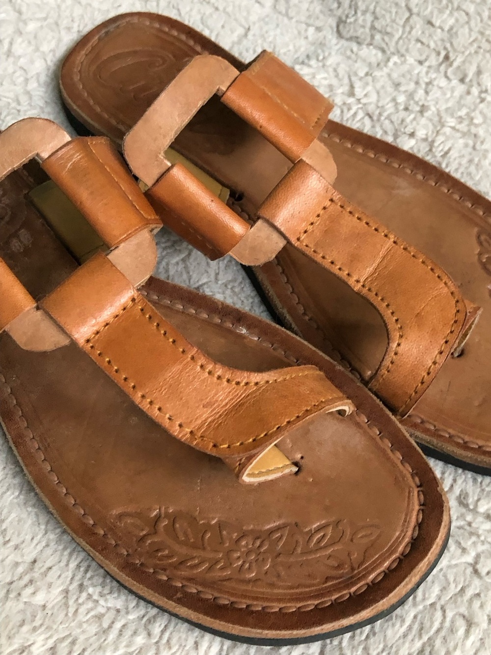 Boho Cuba Stamped Tan Leather Toe-Loop Slide Sandals Size 39 - Picture 3 of 11